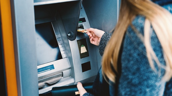 distributeurs-billets-automatiques-France